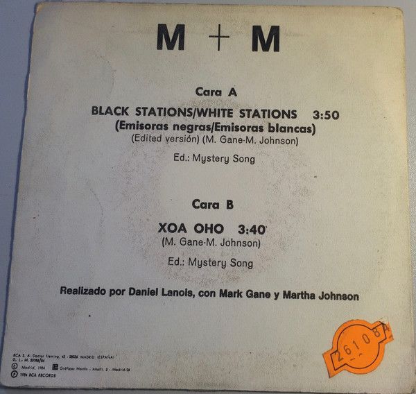 Black Stations / White Stations = Emisoras Negras / Emisoras Blancas