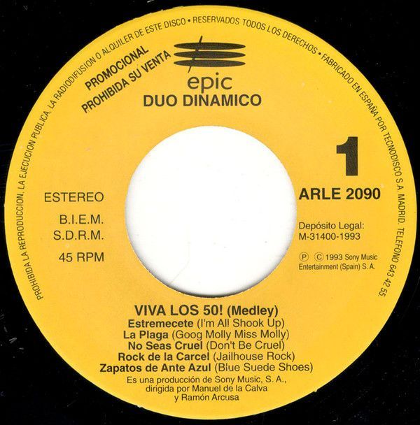MjQtNjE1MS5qcGVn.jpeg Viva Los 50! (Medley)