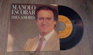 Tres Amores