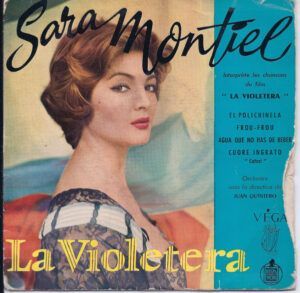 Interprète Les Chansons Du Film "La Violetera"