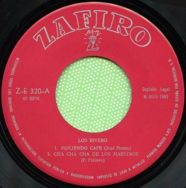 Moliendo Café / Cha-Cha-Cha De Los Maestros / La Chancletera / Guapacha En La Luna