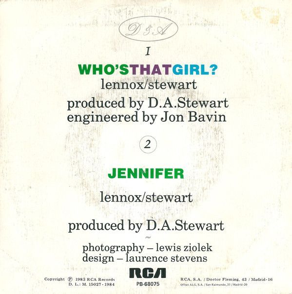 Who's That Girl? = ¿Quien Es Esa Chica?