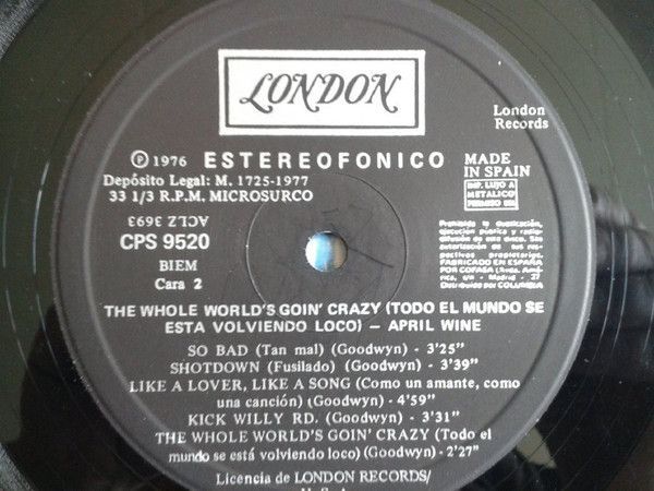 The Whole World's Goin' Crazy = Todo El Mundo Se Esta Volviendo Loco
