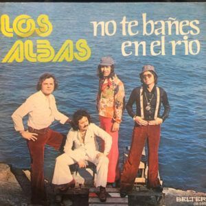 No Te Bañes En El Rio / Llevale Flores