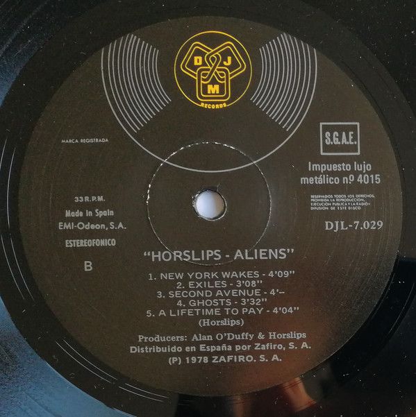 227424eca63d7ff7998ed6d2b9d27271cc40ad2a_0_0.jpeg Aliens