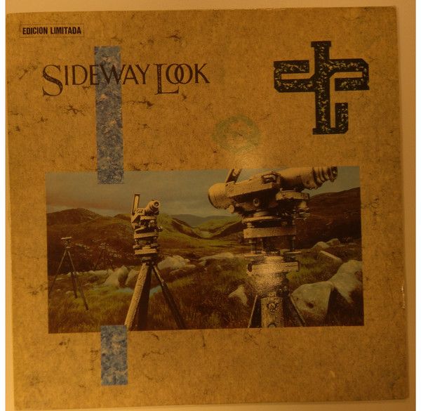 Sideway Look