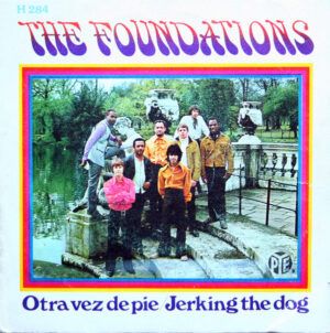 Otra Vez De Pie / Jerking The Dog