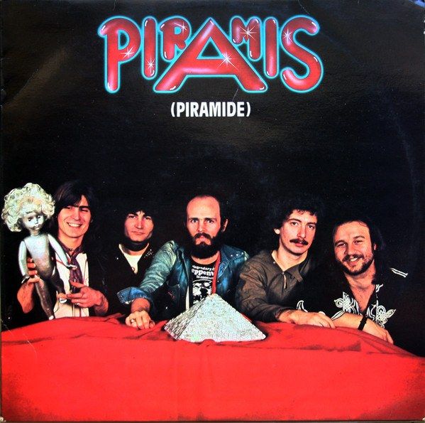 Piramis = Piramide