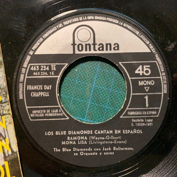 Los Blue Diamonds Cantan En Español