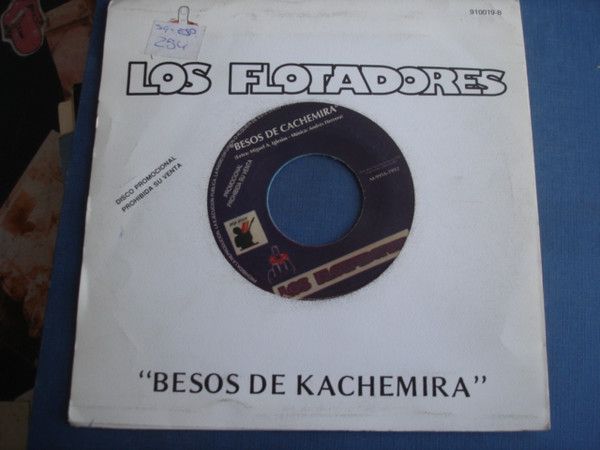 dfe0a5bf8d8fdacbde653bc422212fc7cb092a04_0_0.jpeg Besos De Kachemira