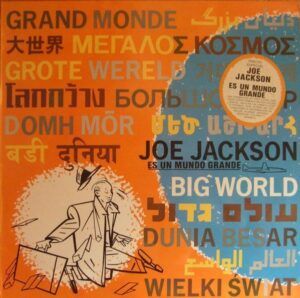 Es Un Mundo Grande (= Big World)