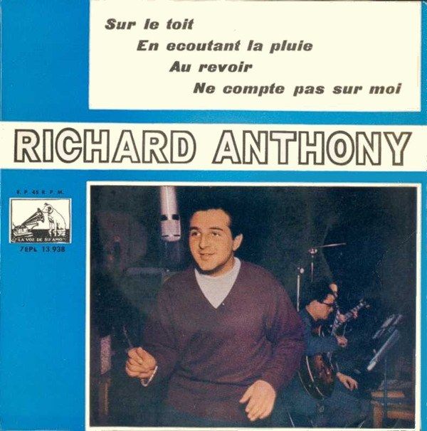 394059f08ad12e9bab5f0889536e14f462c72e6a_0_0-1.jpeg Sur Le Toit