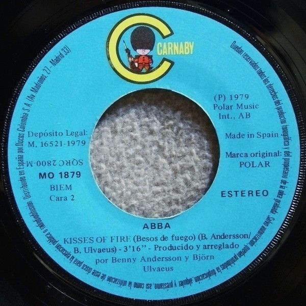 Voulez-Vous / Kisses Of Fire