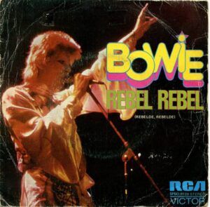 Rebel Rebel = Rebelde, Rebelde