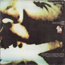 Shock The Monkey = Asusta al Mono