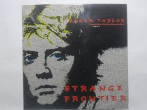 Strange Frontier = Frontera Extraña