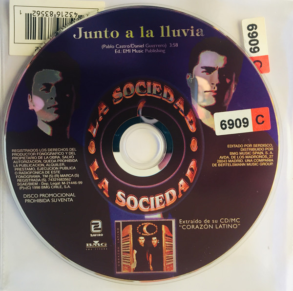 Junto A La Lluvía