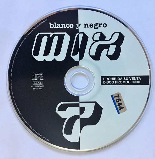 Blanco Y Negro Mix 7