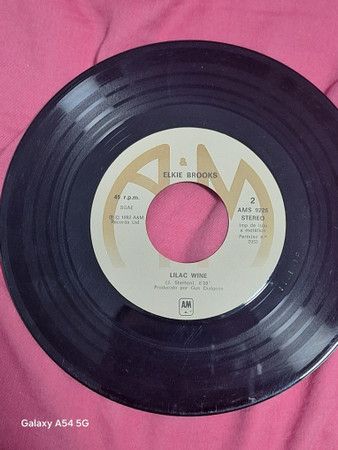 141783e70c3def10b036cdb5429dcf743255dd21_0_0.jpeg Nights In White Satin