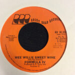 eda246acb24e01d7e54a5fe3eee2b437ee7500c8_0_0.jpeg Do It Good / Wee Willie Sweet Wine