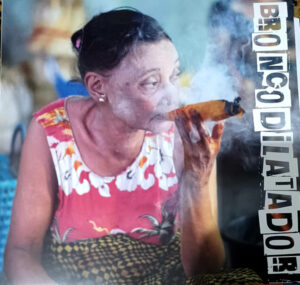 La Pizarra Es Inmutable / ST
