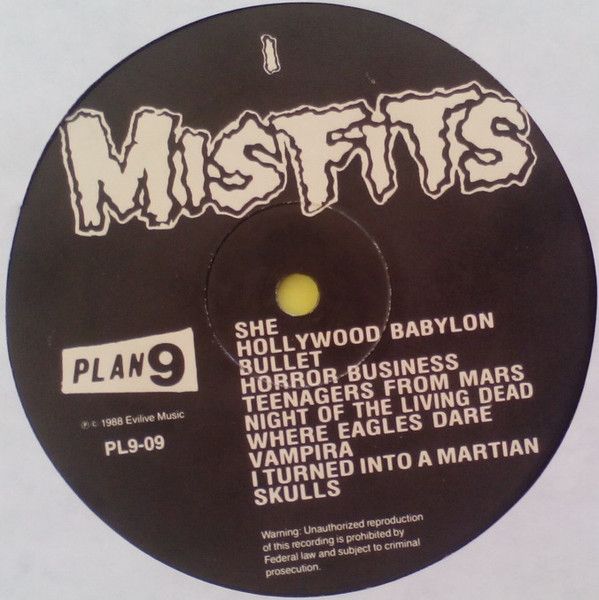bcf2dd4b382d76f92a0f2975cb53c429cf54b34c_0_0.jpeg Misfits