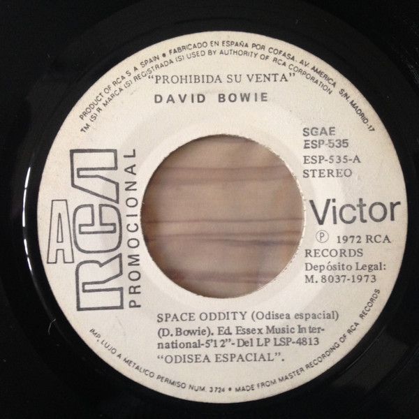 Space Oddity = Odisea Espacial